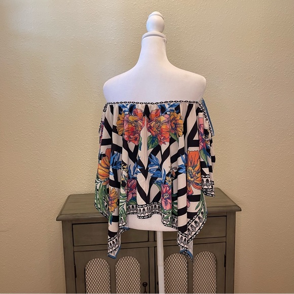 Flying Tomato Women’s Off The Shoulder Floral Scarf Border Print Top Medium - Picture 3 of 14